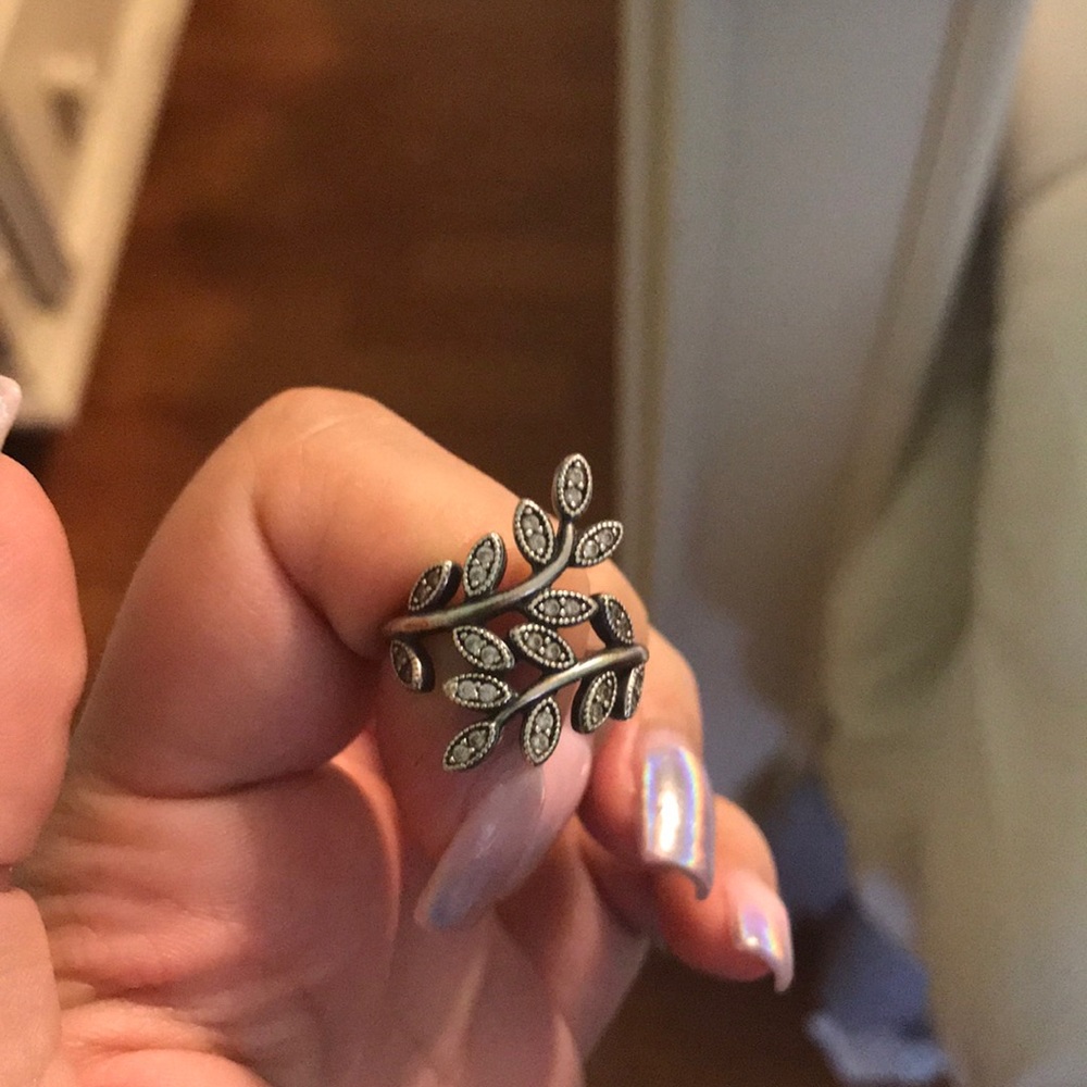 Pandora ring